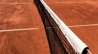Tennisplatz mit Netz